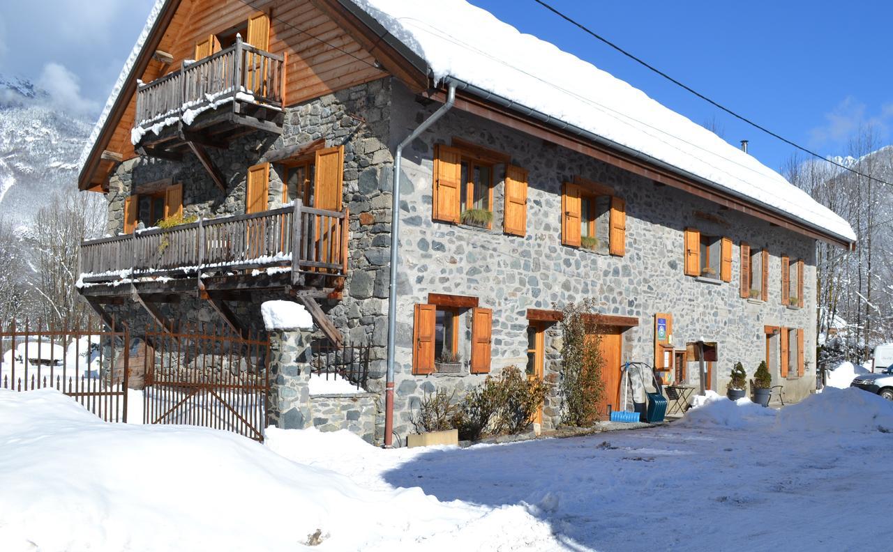 Bed and Breakfast La Clé des Bois à Le Bourg-dʼOisans Extérieur photo