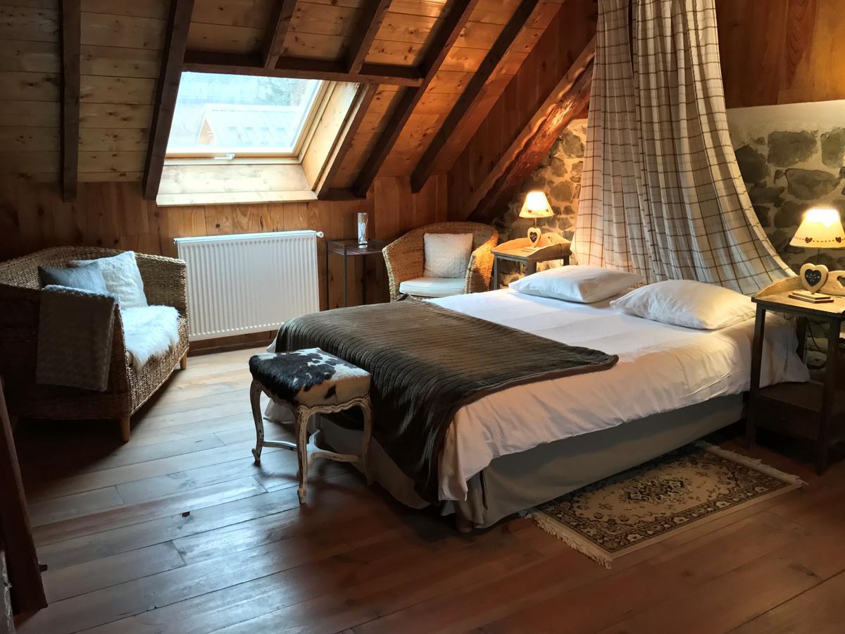 Bed and Breakfast La Clé des Bois à Le Bourg-dʼOisans Extérieur photo
